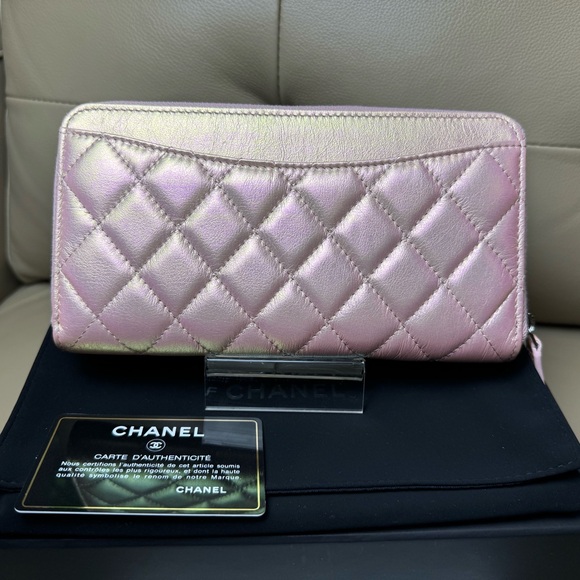 Chanel iridescent wallet - Picture 7 of 13